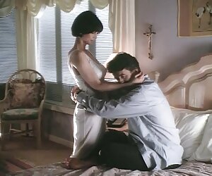 Con bê với một thành viên yêu một người phụ nữ trẻ, pim sexviet