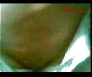 Vẻ sexviethot đẹp kéo quần lót cô cạo râu