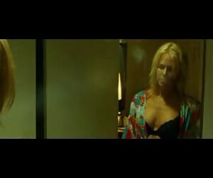 Nga sexviet1 đã say rượu và đã ngủ trên chiếc ghế
