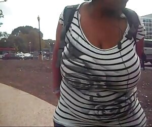 Mulat trong kính với một trong những máy sexviet sub hay quay video kéo dây Maggie