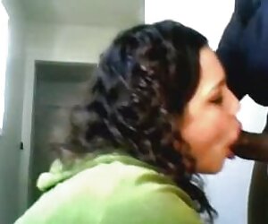 Trong cap aafeitar với chồng tắm nắng trên phim sexviet bãi biển khỏa thân