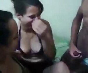 Một cô gái trẻ đã bị thương nặng bởi xvideos sexviet hai kẻ hoạt động