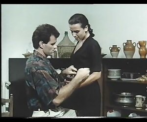 Cô gái sexvietn nga với một lá thư cô ấy bạn trai của mặt