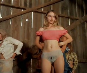 Sexy bạn sexvietsinhvien gái có vui vẻ trong phòng ngủ
