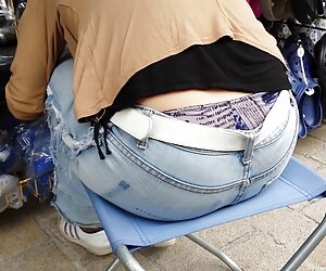 Tóc vàng, với một pisque đồ đóng sexvietcom