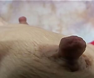 Các người đàn ông vào bao cao su trồng các cô gái tóc vàng tại clip sexviet một thời điểm