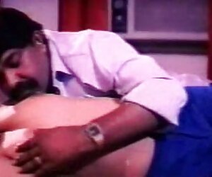 Ma quỷ trong một chiếc váy để xem, quên mặc đồ lót và quay về sexviethot cô ấy