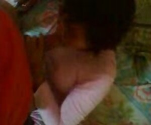 Nina với đôi chân dài, cho sexvietxnxx thấy cô ấy