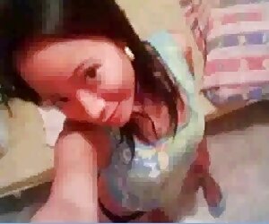 Phụ nữ khỏa thân đi bộ không biết phim sexviet moi xấu hổ trên một bãi biển khỏa thân