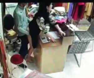 Béo, cô gái trẻ nhảy trên dương vật của sexviet co phu de một màu xám Bố